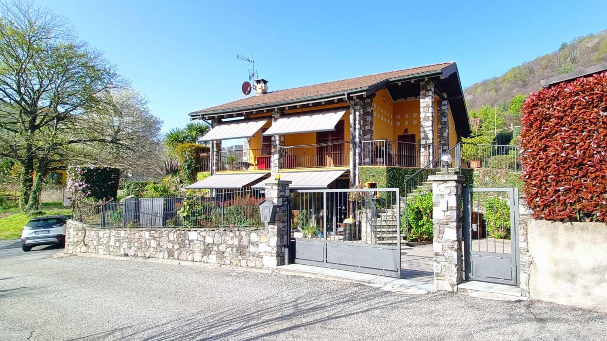 Vila Vill'Ariel Sport & Relax Brovello-Carpugnino Exteriér fotografie