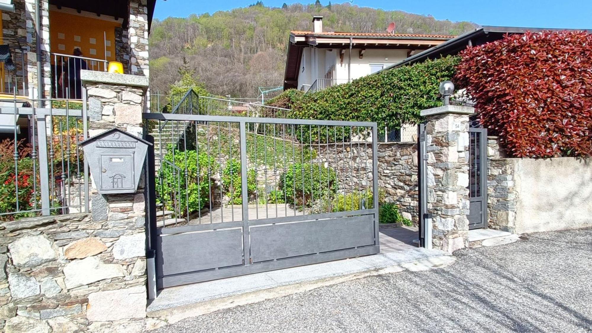 Vila Vill'Ariel Sport & Relax Brovello-Carpugnino Exteriér fotografie